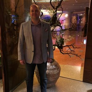 Meet your Posher, James